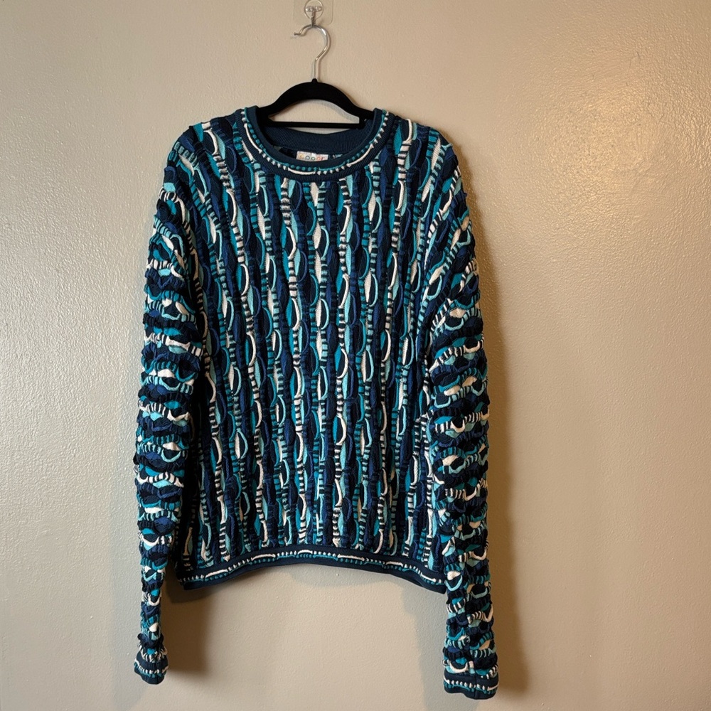 COOGI Multi tone Men’s Blue & White Textured Crewneck Vintage Sweater Size Xl